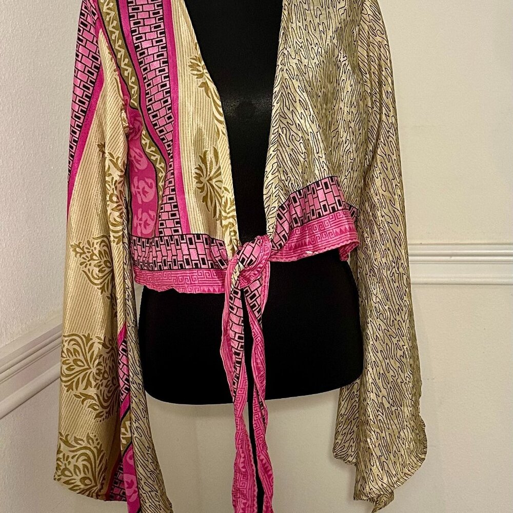 NWOT Whispering Pink Vintage Silk Sari Artisan Tie- Front Kimono Top